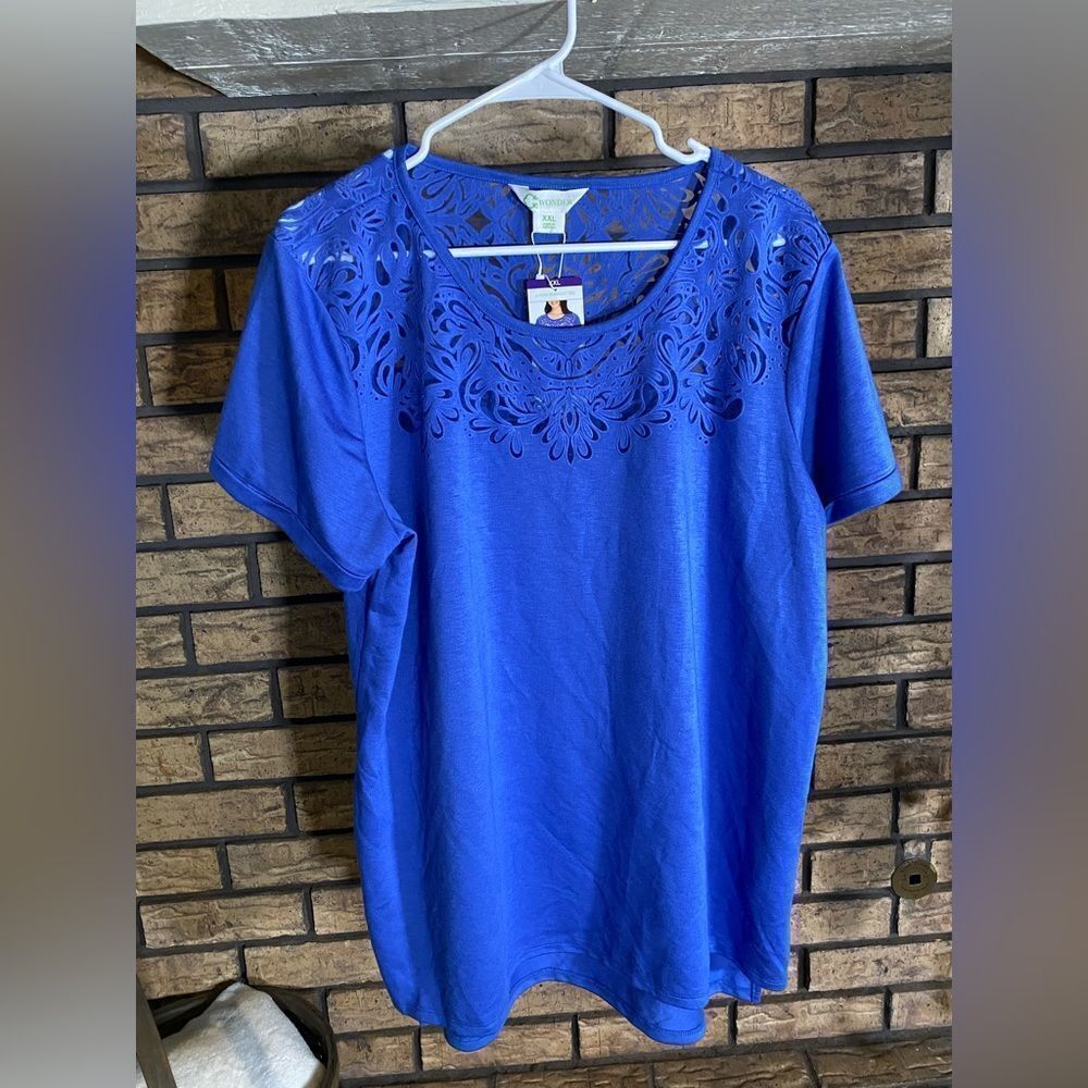 C. Wonder blouse nwt